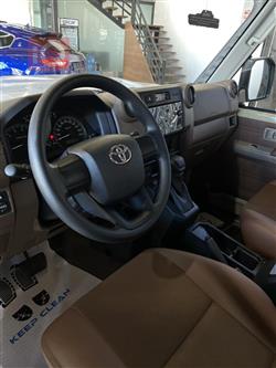 Toyota Land Cruiser Pickup